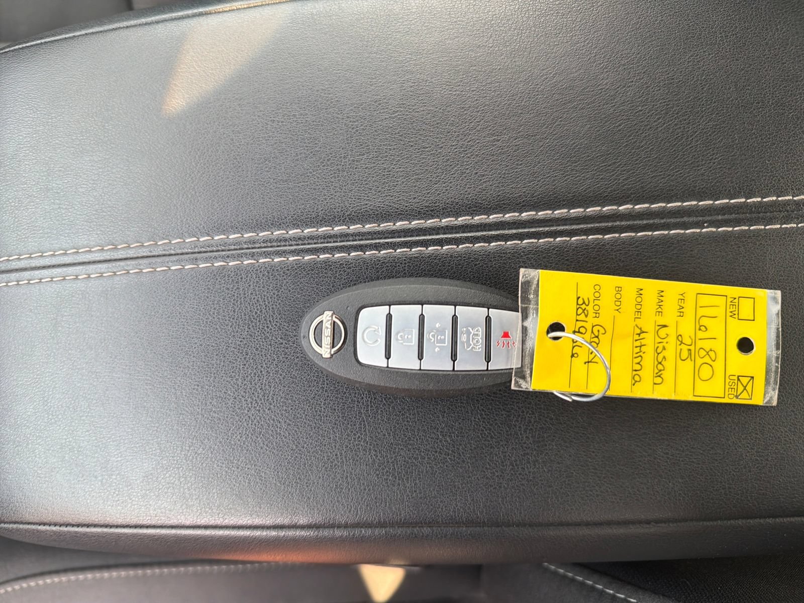 Used 2025 Nissan Altima 2.5 SV FWD image 31