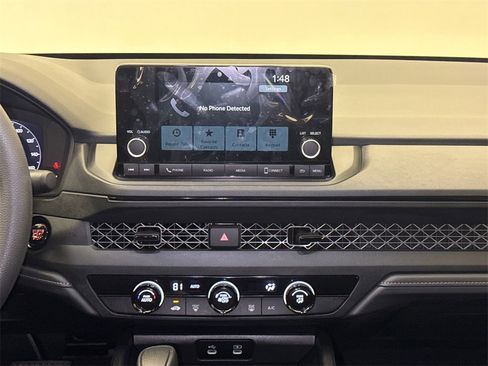 Certified 2025 Honda Accord LX image 14