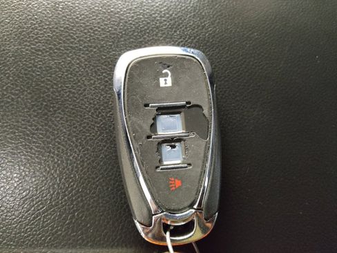 Used 2023 Chevrolet Malibu LS FWD image 32