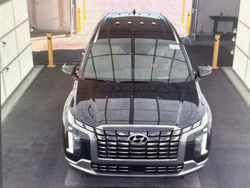 Used 2025 Hyundai Palisade Calligraphy image 13
