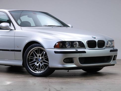 Used 2002 BMW M5 image 30