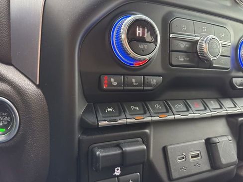 Used 2019 GMC Sierra 1500 SLT w/ SLT Premium Plus Package image 27