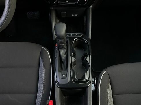 Used 2025 Chevrolet TrailBlazer LT image 13