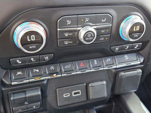 Used 2019 GMC Sierra 1500 AT4 w/ AT4 Premium Package image 36