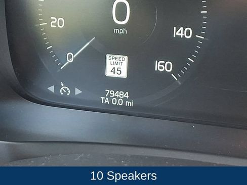 Used 2016 Volvo XC90 T5 Momentum AWD/4WD image 6