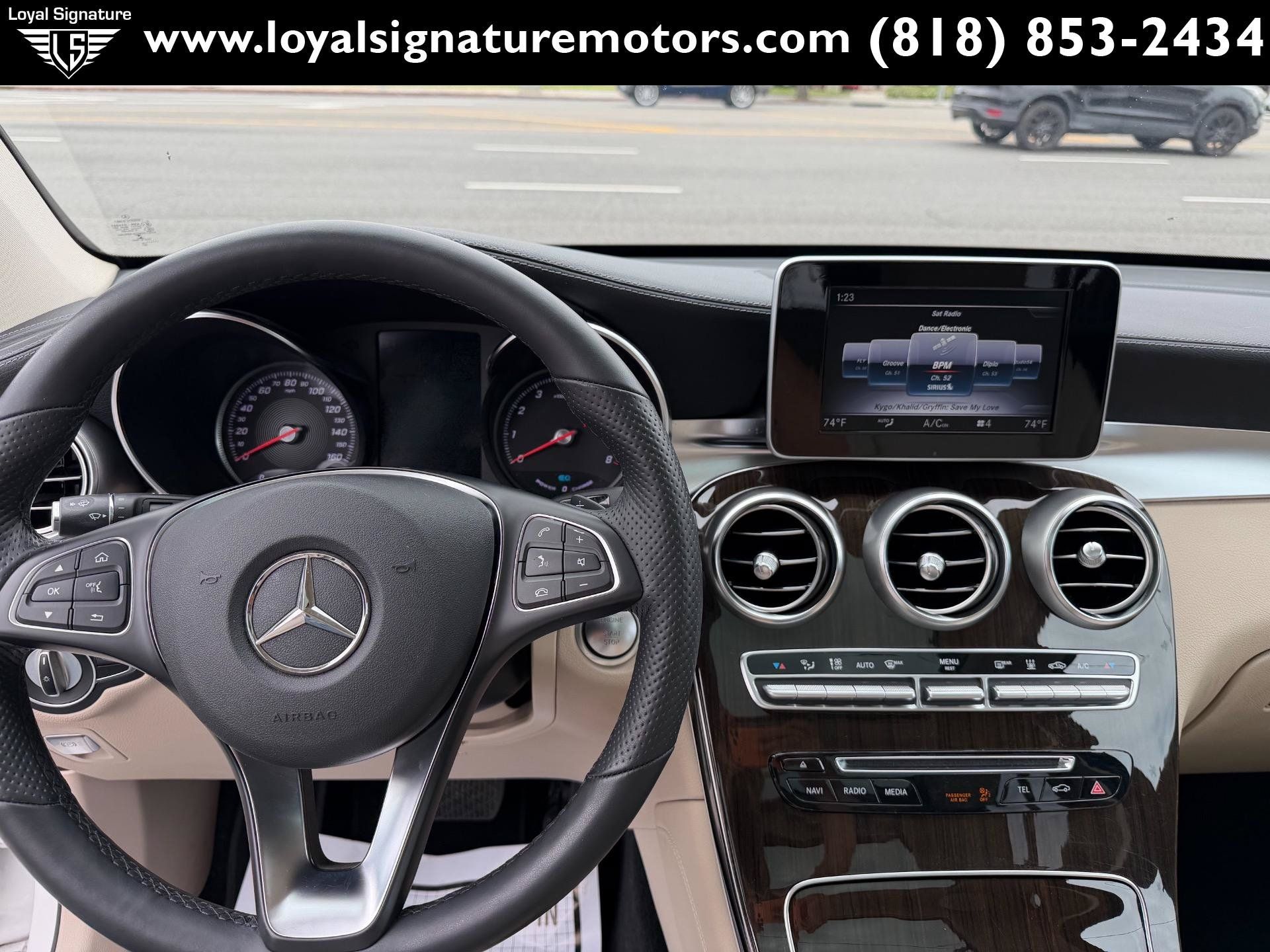 Used 2019 Mercedes-Benz GLC 350e 4MATIC image 21