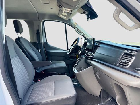 Used 2024 Ford Transit 350 XLT image 27