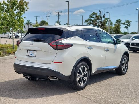 Used 2024 Nissan Murano SV AWD/4WD image 6