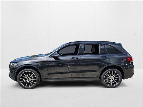 Used 2022 Mercedes-Benz GLC 300 image 9