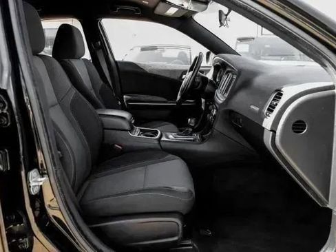 Used 2022 Dodge Charger SXT RWD image 44