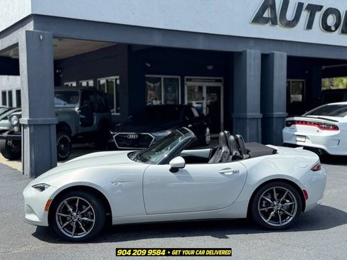 Used 2016 MAZDA MX-5 Miata Grand Touring RWD image 3
