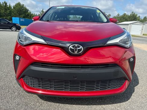 Used 2022 Toyota C-HR Limited FWD image 29