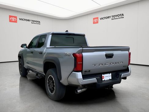 New 2025 Toyota Tacoma TRD Off-Road image 9