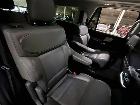 Certified 2025 Ford Expedition Active image 26