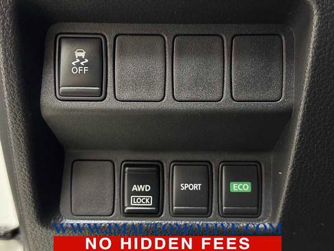 Used 2017 Nissan Rogue S w/ S Appearance Package AWD/4WD image 33