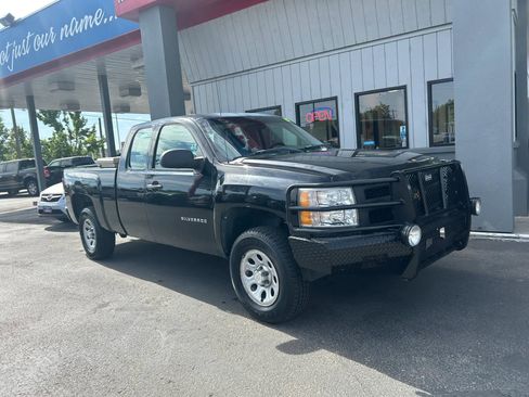 Used 2012 Chevrolet Silverado 1500 W/T AWD/4WD image 22