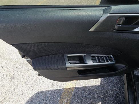 Used 2013 Subaru Forester 2.5X w/ Alloy Wheel Pkg image 10