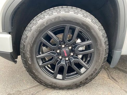 Certified 2022 GMC Sierra 1500 Elevation w/ LPO, Elevation Black Package image 22