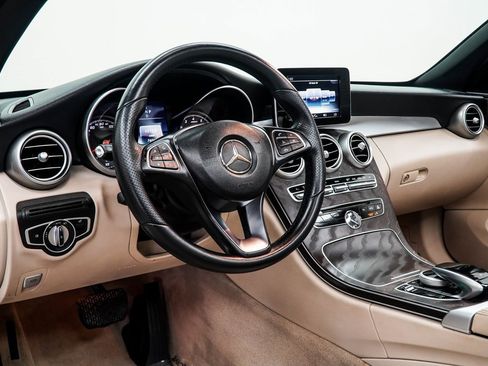 Used 2018 Mercedes-Benz C 300 Cabriolet image 5