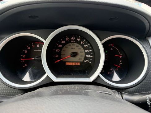 Used 2010 Toyota Tacoma 4x4 Double Cab image 10