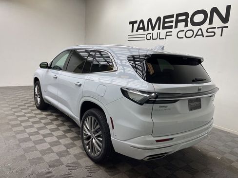 New 2026 Buick Enclave Avenir w/ Super Cruise Package image 3