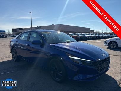Used 2023 Hyundai Elantra SEL w/ Cargo Package