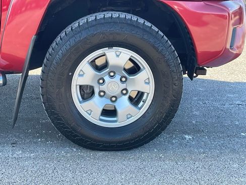 Used 2012 Toyota Tacoma 4x4 Double Cab image 10