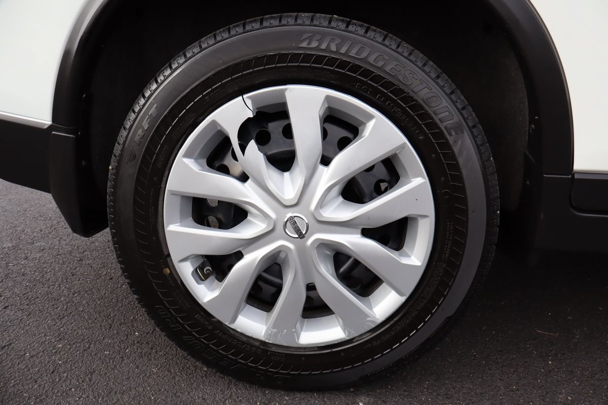Used 2016 Nissan Rogue S w/ S Family Package AWD/4WD image 43
