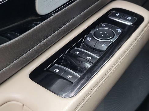 Used 2021 Lincoln Aviator Reserve w/ Equipment Group 201A AWD/4WD image 27