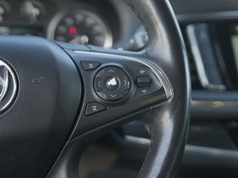 Used 2018 Buick Enclave Premium image 23