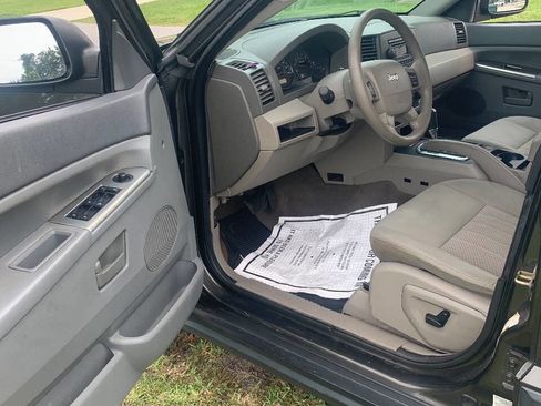 Used 2006 Jeep Grand Cherokee Laredo image 5