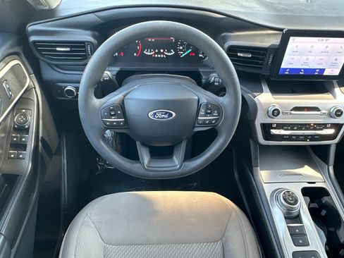 Certified 2021 Ford Explorer 2WD image 14