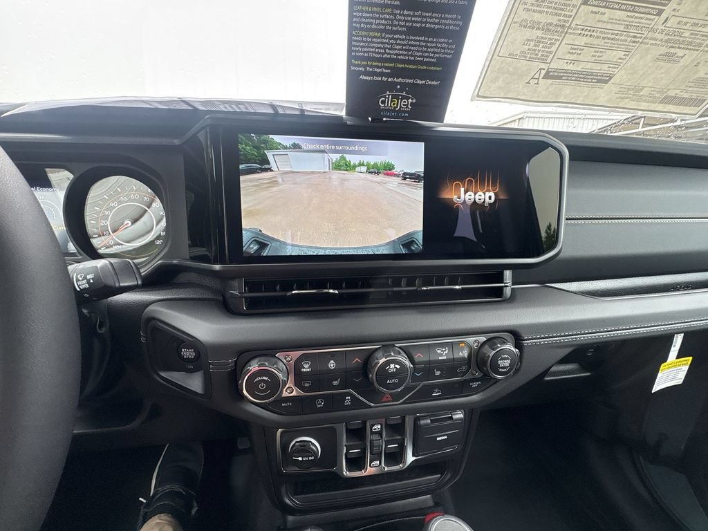New 2026 Jeep Gladiator Sport AWD/4WD image 15