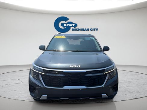 Used 2025 Kia Seltos S FWD image 8