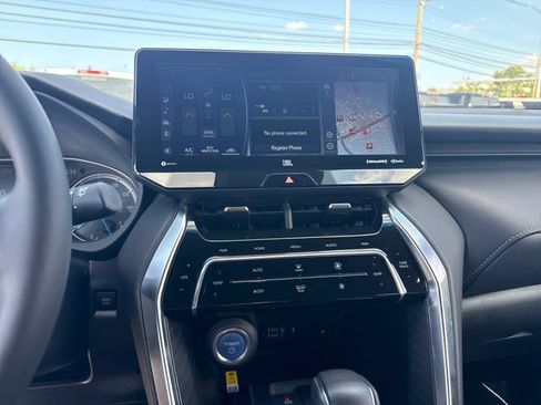Used 2021 Toyota Venza Limited w/ Advanced Technology Package AWD/4WD image 18