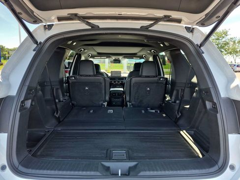 Certified 2025 Honda Pilot TrailSport image 33