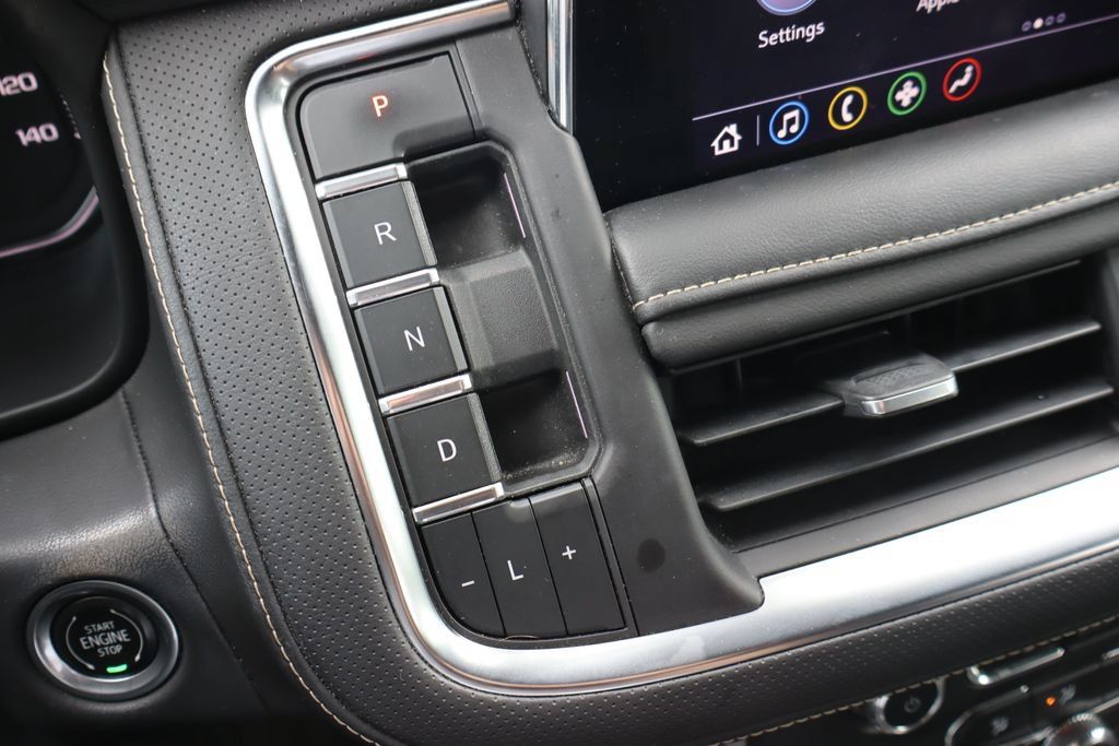 Used 2021 GMC Yukon SLT w/ SLT Premium Package AWD/4WD image 12