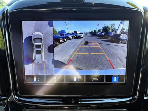 Used 2023 Chevrolet Traverse RS w/ LPO, Cargo Package AWD/4WD image 22