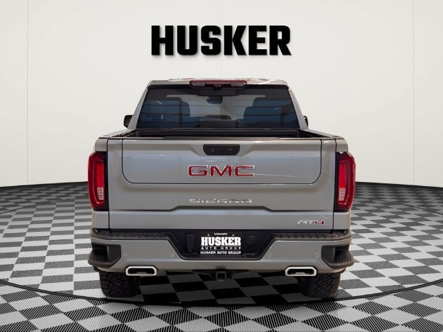 Used 2023 GMC Sierra 1500 AT4 w/ AT4 Premium Package AWD/4WD image 3