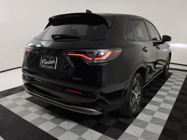 Used 2023 Honda HR-V EX-L image 5