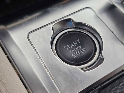 Used 2022 Jaguar F-PACE S image 29