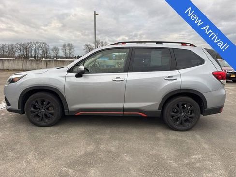 Used 2024 Subaru Forester Sport image 4