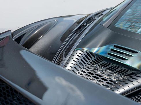 New 2026 McLaren 750S RWD image 36