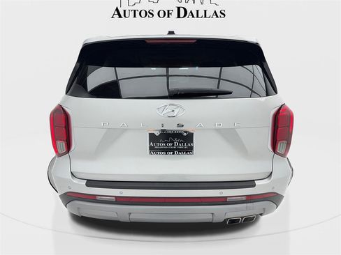 Used 2023 Hyundai Palisade Limited image 11