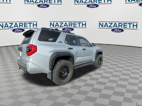 Used 2025 Toyota 4Runner TRD Off-Road image 8