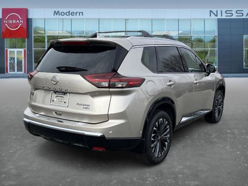 New 2026 Nissan Rogue Platinum image 5