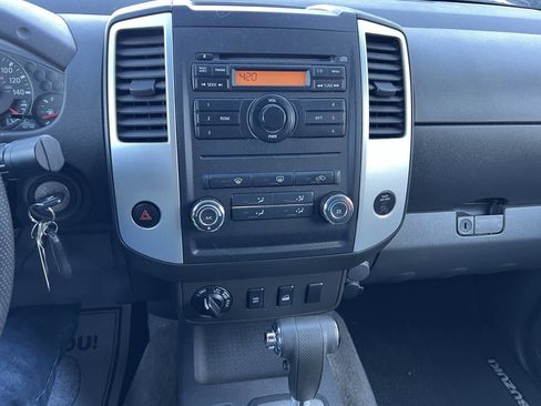 Used 2011 Suzuki Equator Sport image 18