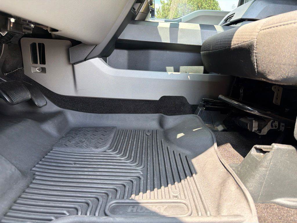 Used 2018 Ford F150 XL w/ Equipment Group 101A Mid AWD/4WD image 30