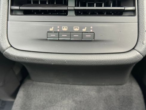 Used 2022 Maserati Ghibli Trofeo image 35