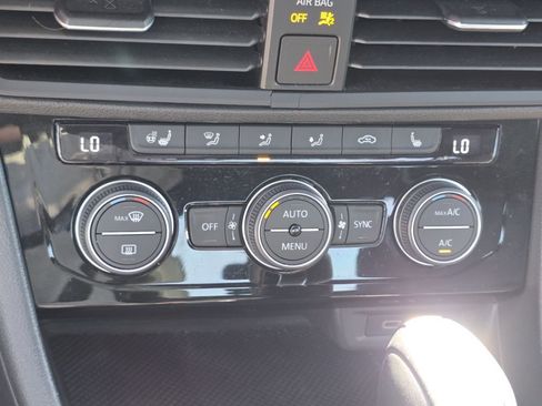 Used 2021 Volkswagen Jetta SEL FWD image 7
